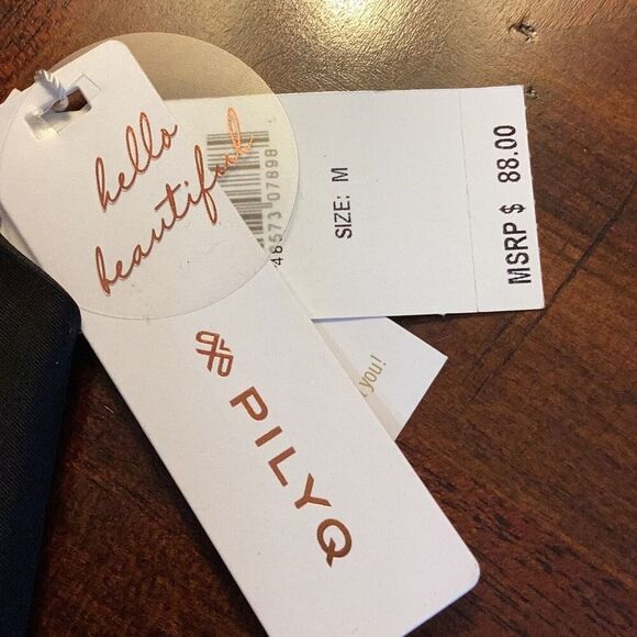 New. Pilyq black macramé Isla detailed bikini top. Large. Retails $88 - Picture 10 of 11